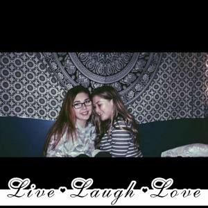 Meet your Posher, Kayley